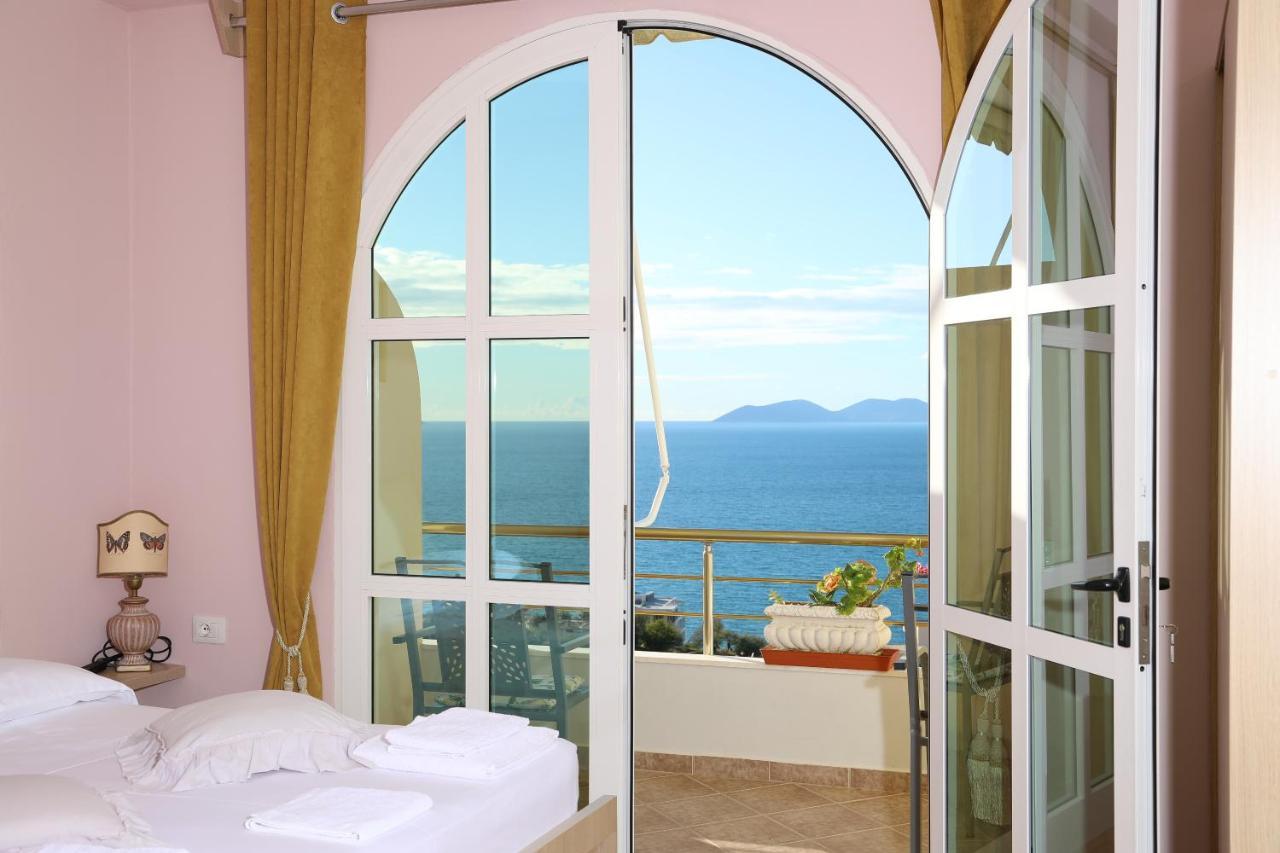 Casa Vacanze Nail Vlore Bagian luar foto