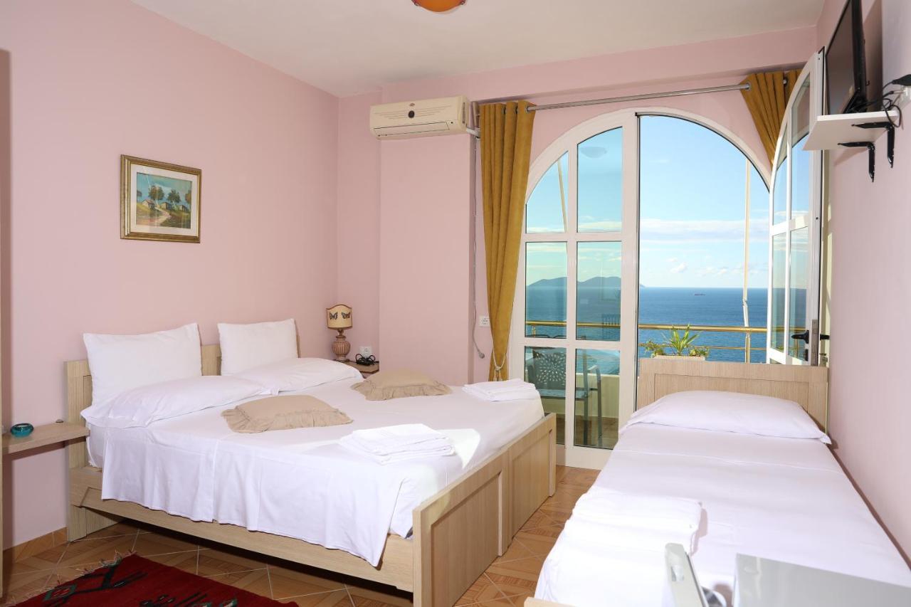 Casa Vacanze Nail Vlore Bagian luar foto